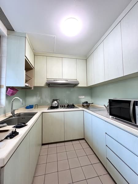 The Tropic Gardens, 332 Upper East Coast Road, 3 Bedrooms, 1,248 sqft, Condominium For Rent, by Ivan Ng, 500225117 - Kitchen - PropertyGuru.com.sg