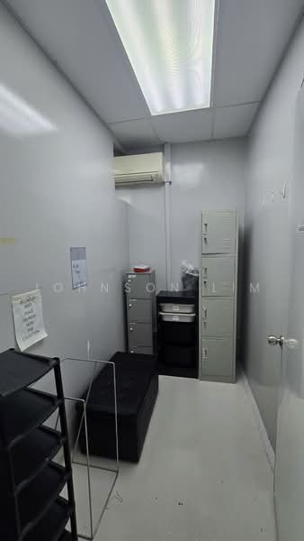 Mandai Link Logistics, , 1,000 sqft, Factory / Workshop (B2) For Rent, by Johnson Lim, 500225118 - Interior - CommercialGuru.com.sg