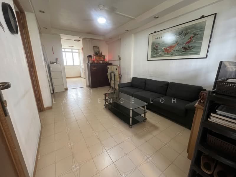 107 Serangoon North Avenue 1, 107 Serangoon North Avenue 1, 2 Bedrooms, 646 sqft, HDB Flat For Sale, by Lawrence Loh, 500225120 - Living Room - PropertyGuru.com.sg