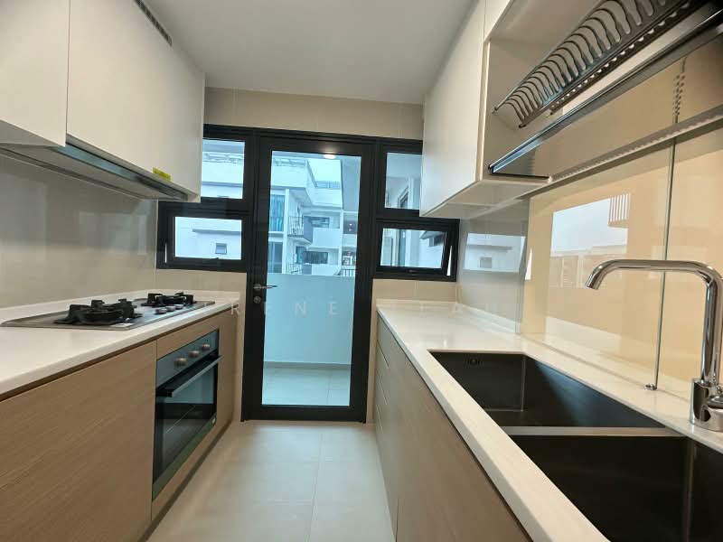 Treasure at Tampines, 57 Tampines Lane, 4 Bedrooms, 1,238 sqft, Condominium For Sale, by Irene Seah, 500225126 - PropertyGuru.com.sg