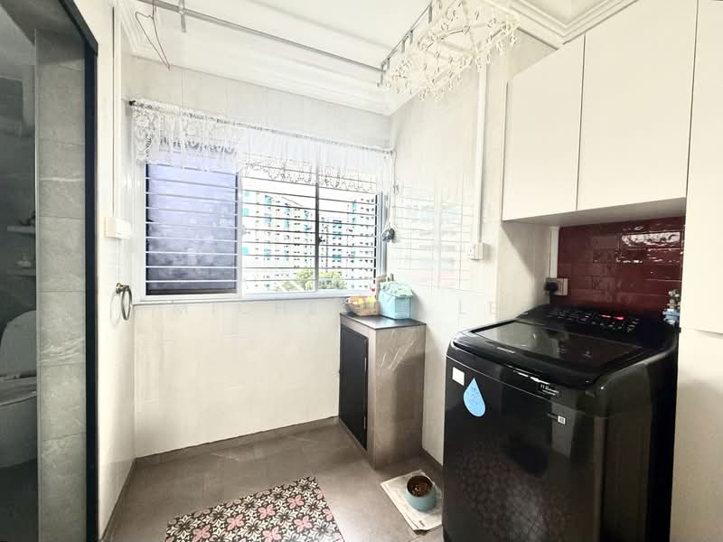 302 Hougang Avenue 5, 302 Hougang Avenue 5, 3 Bedrooms, 1,410 sqft, HDB Flat For Sale, by Michelle Lee, 500225128 - Interior - PropertyGuru.com.sg