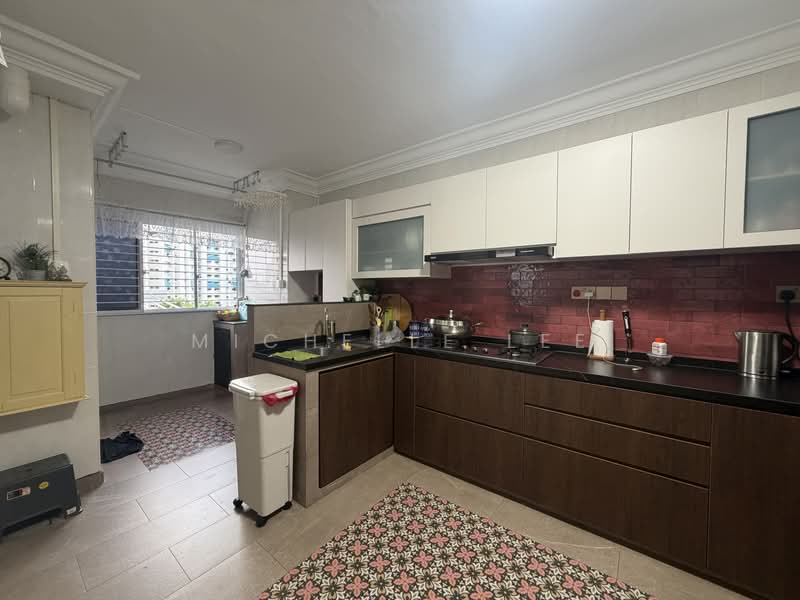 302 Hougang Avenue 5, 302 Hougang Avenue 5, 3 Bedrooms, 1,410 sqft, HDB Flat For Sale, by Michelle Lee, 500225128 - Kitchen - PropertyGuru.com.sg