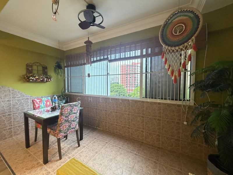 302 Hougang Avenue 5, 302 Hougang Avenue 5, 3 Bedrooms, 1,410 sqft, HDB Flat For Sale, by Michelle Lee, 500225128 - Dining Room - PropertyGuru.com.sg