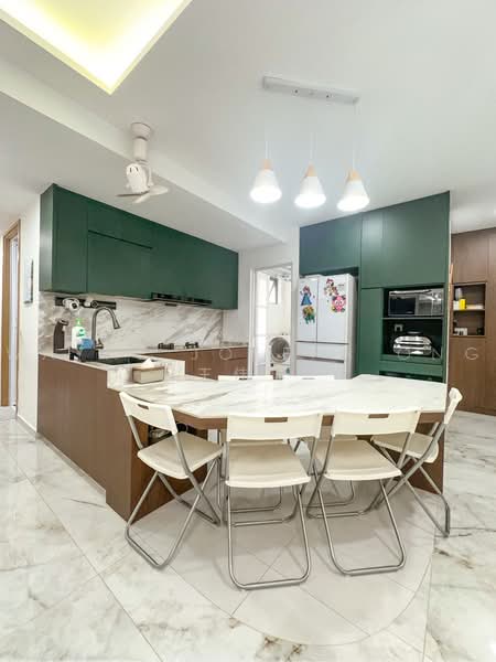 High Park Residences, 29 Fernvale Road, 3 Bedrooms, 980 sqft, Condominium For Sale, by Wayne Joseph Ong 王伟洋, 500225138 - Open concept kitchen - PropertyGuru.com.sg