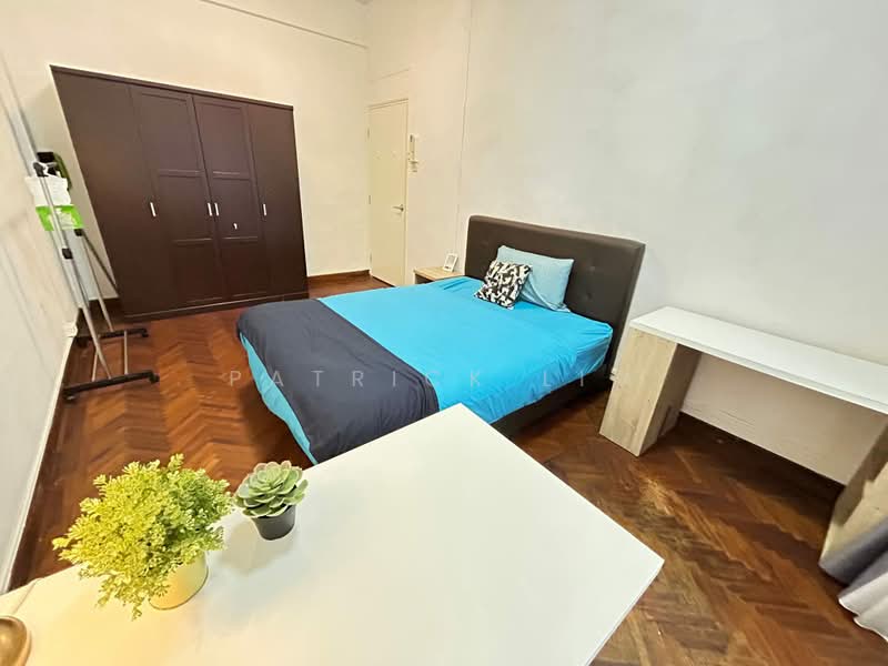 Cavenagh Gardens, 69 Cavenagh Road, Room Rental, 300 sqft, Apartment For Rent, by Patrick Lim, 500225140 - Huge and Spacious Bedroom - PropertyGuru.com.sg
