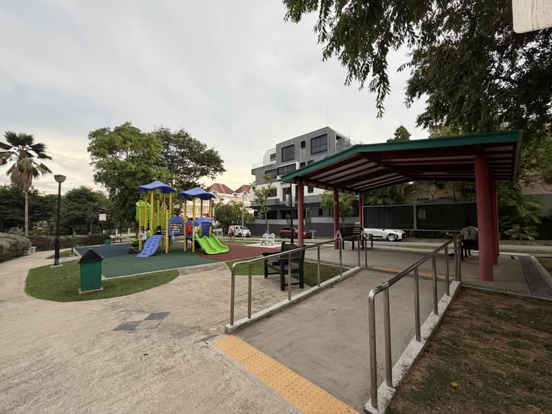 Rare Freehold Corner Land in D16 Simei for Redevelopment, Harvey View, Harvey Avenue, Harvey Crescent, Sea Breeze Road, Sea Breeze Avenue, Jalan Angin Laut, Sunbird Park, , 16,506 sqft, Residential Land For Sale, by Cheryl Tang, 500225141 - Nearby playground - PropertyGuru.com.sg