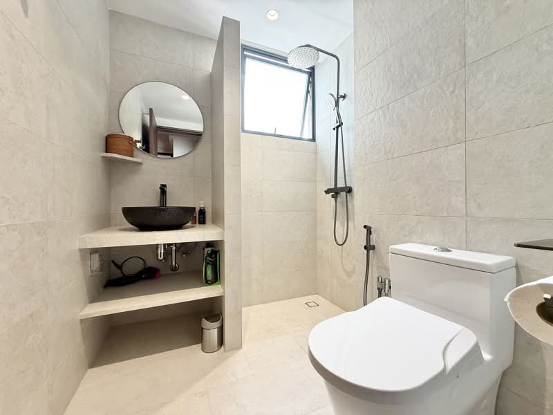 Blue Horizon, 21 West Coast Crescent, 2 Bedrooms, 969 sqft, Condominium For Sale, by Kevin Sangju, 500225151 - Bathroom - PropertyGuru.com.sg
