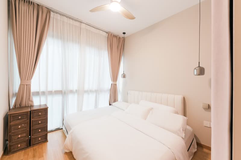 The Inflora, 63 Flora Drive, 3 Bedrooms, 1,033 sqft, Condominium For Sale, by Stella Zhang, 500225154 - Master Bedroom - PropertyGuru.com.sg