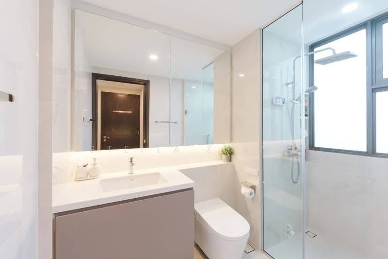 The Inflora, 63 Flora Drive, 3 Bedrooms, 1,033 sqft, Condominium For Sale, by Stella Zhang, 500225154 - Master Bathroom - PropertyGuru.com.sg