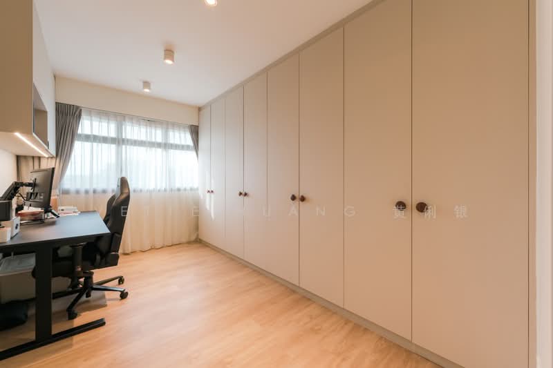 110A Bidadari Park Drive, 110A Bidadari Park Drive, 3 Bedrooms, 1,001 sqft, HDB Flat For Sale, by Yvette Huang 黄俐银, 500225156 - Wardrobe + Study - PropertyGuru.com.sg