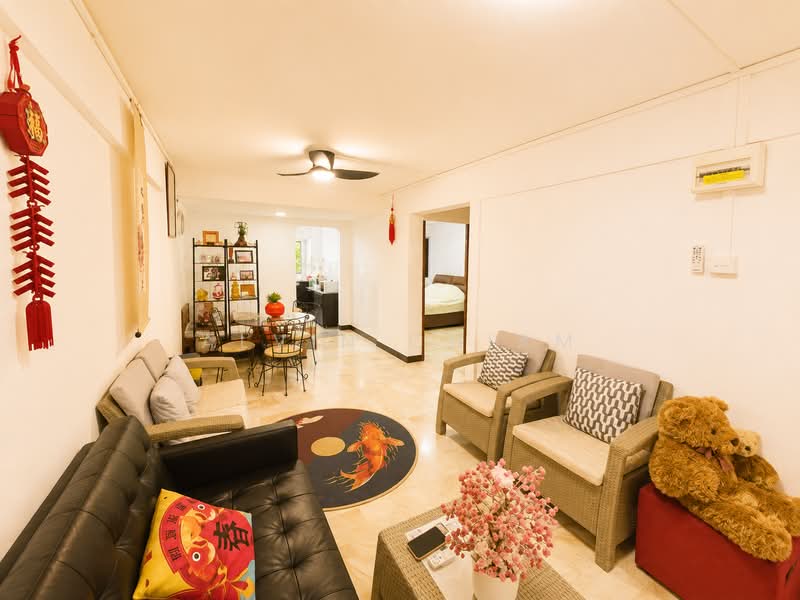 534 Ang Mo Kio Avenue 10, 534 Ang Mo Kio Avenue 10, Room Rental, 120 sqft, HDB Flat For Rent, by Alvin Chiam, 500225160 - Living Room - PropertyGuru.com.sg