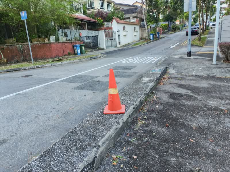 Good Buy! 2 Story Semi Detached at Jalan Suasa Suits AnA and Rebuild, Jalan Suasa, 4 Bedrooms, 2,400 sqft, Semi-Detached House For Sale, by Roland Wong, 500225166 - Exterior - PropertyGuru.com.sg