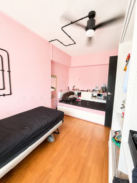 176A Edgefield Plains, 176A Edgefield Plains, Hougang / Punggol / Sengkang, 3 Bedrooms, 1,184 sqft, HDB Flat For Sale, by Sharon Anne Robert, 500225167 - Bedroom - PropertyGuru.com.sg