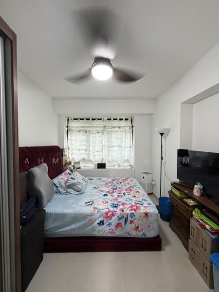 438B Sengkang West Avenue, 438B Sengkang West Avenue, 3 Bedrooms, 1,011 sqft, HDB Flat For Sale, by Ahmad Ibrahim, 500225171 - Bedroom - PropertyGuru.com.sg