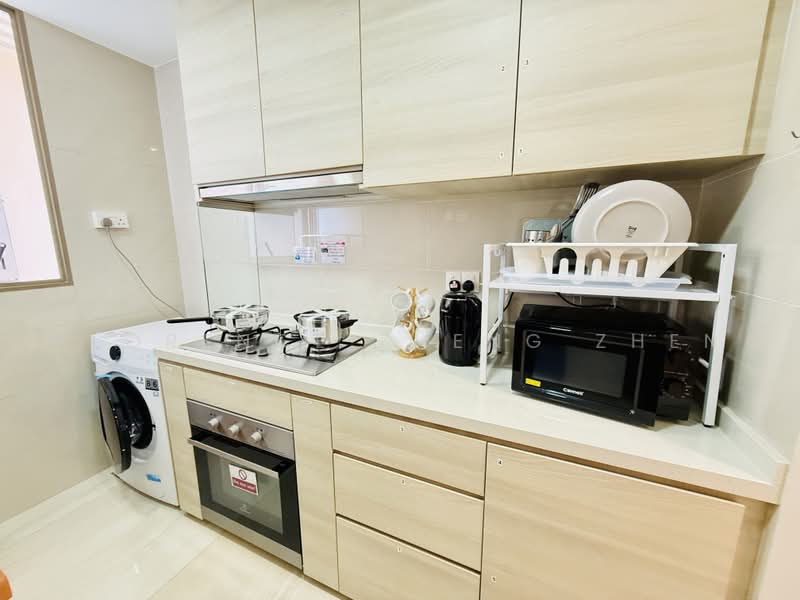 The Vales, 79 Anchorvale Crescent, Room Rental, 150 sqft, Condominium For Rent, by Florence Zheng Zhen, 500225183 - Kitchen - PropertyGuru.com.sg
