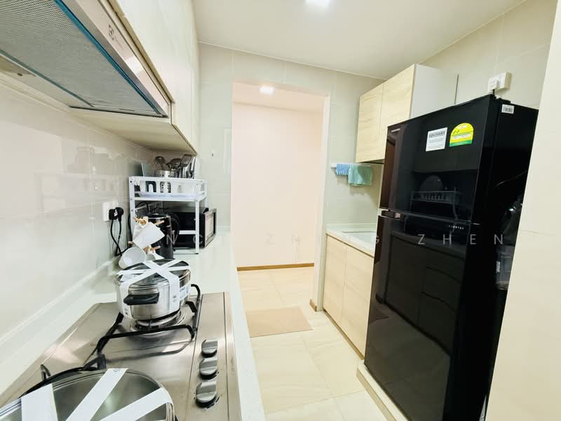 The Vales, 79 Anchorvale Crescent, Room Rental, 150 sqft, Condominium For Rent, by Florence Zheng Zhen, 500225183 - Kitchen - PropertyGuru.com.sg