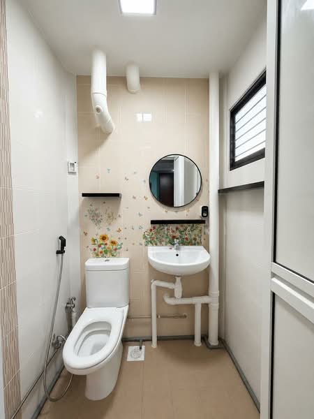 421 Bukit Batok West Avenue 2, 421 Bukit Batok West Avenue 2, 2 Bedrooms, 732 sqft, HDB Flat For Sale, by Faris Hakim, 500225187 - Bathroom - PropertyGuru.com.sg