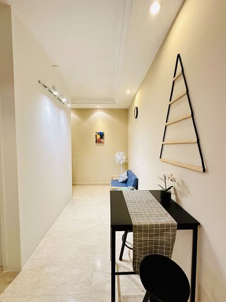 Maple Woods, 985 Bukit Timah Road, Room Rental, 150 sqft, Condominium For Rent, by Florence Zheng Zhen, 500225190 - Corridor - PropertyGuru.com.sg