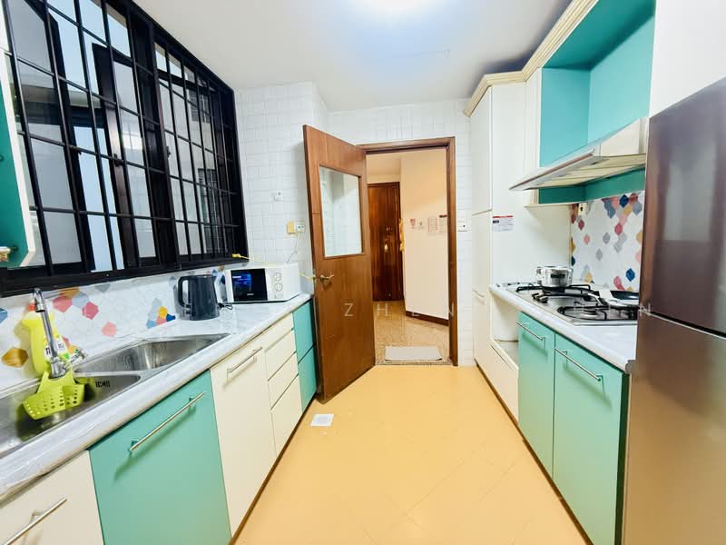 Seasons Park, 491 Yio Chu Kang Road, Room Rental, 250 sqft, Condominium For Rent, by Florence Zheng Zhen, 500225208 - Kitchen - PropertyGuru.com.sg
