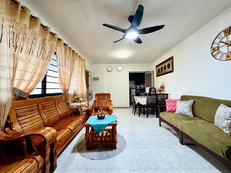 302A Anchorvale Link, 302A Anchorvale Link, 3 Bedrooms, 969 sqft, HDB Flat For Sale, by Farah Zack, 500225215 - Living Room - PropertyGuru.com.sg