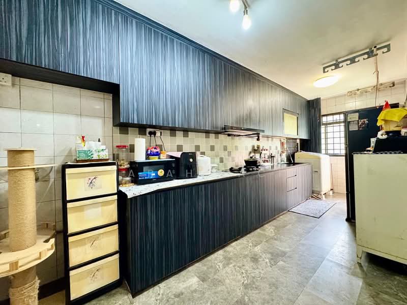 302A Anchorvale Link, 302A Anchorvale Link, 3 Bedrooms, 969 sqft, HDB Flat For Sale, by Farah Zack, 500225215 - Kitchen - PropertyGuru.com.sg