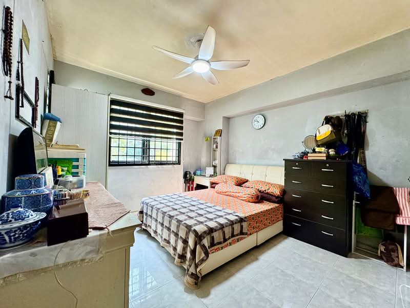 302A Anchorvale Link, 302A Anchorvale Link, 3 Bedrooms, 969 sqft, HDB Flat For Sale, by Farah Zack, 500225215 - Bedroom - PropertyGuru.com.sg