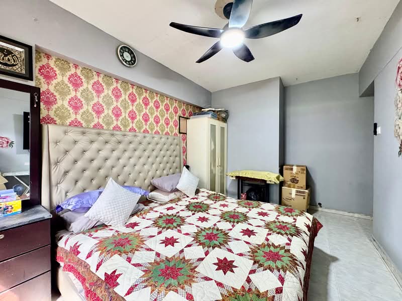 302A Anchorvale Link, 302A Anchorvale Link, 3 Bedrooms, 969 sqft, HDB Flat For Sale, by Farah Zack, 500225215 - Bedroom - PropertyGuru.com.sg
