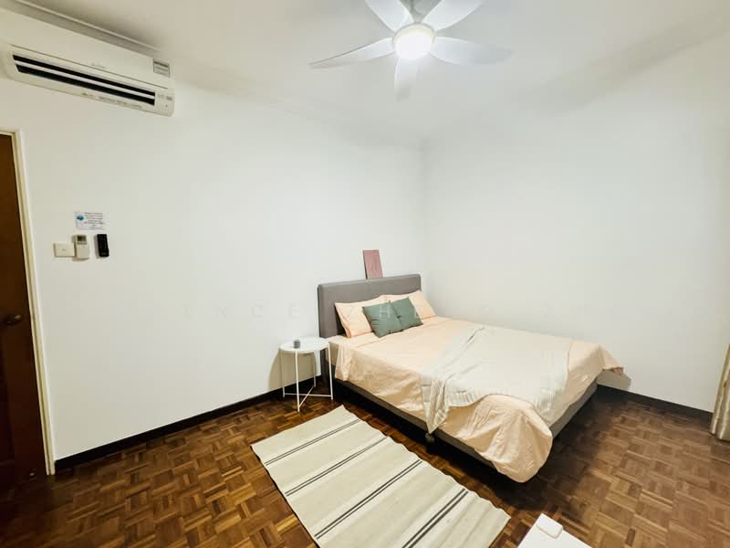 Ridgewood Condominium, 1 Ridgewood Close, Room Rental, 250 sqft, Condominium For Rent, by Florence Zheng Zhen, 500225221 - R2 Common Queen - PropertyGuru.com.sg