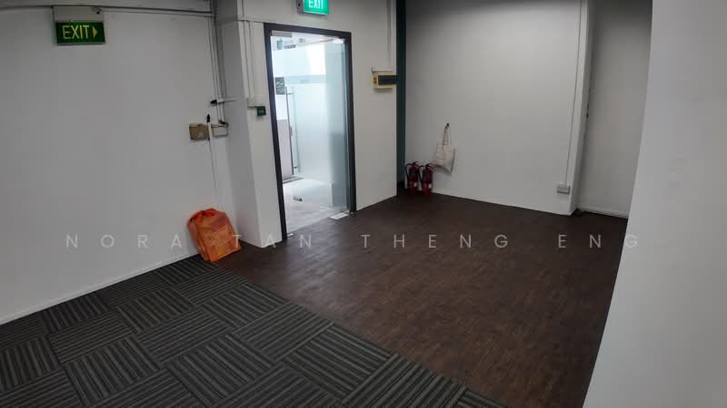 Wcega Tower, 21 Bukit Batok Crescent, 1,088 sqft, Light Industrial (B1) For Rent, by Nora Tan Theng Eng, 500225226 - Interior - CommercialGuru.com.sg