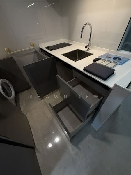 The Tre Ver, 60 Potong Pasir Avenue 1, 2 Bedrooms, 614 sqft, Condominium For Rent, by Shawn Lew, 500225240 - Kitchen - PropertyGuru.com.sg