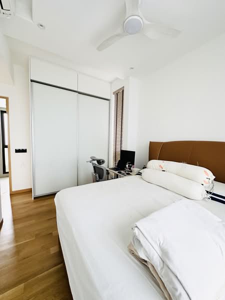 Peak Residence, 333 Thomson Road, 4 Bedrooms, 1,389 sqft, Condominium For Sale, by Avery Lee (芷芸), 500225244 - Bedroom - PropertyGuru.com.sg