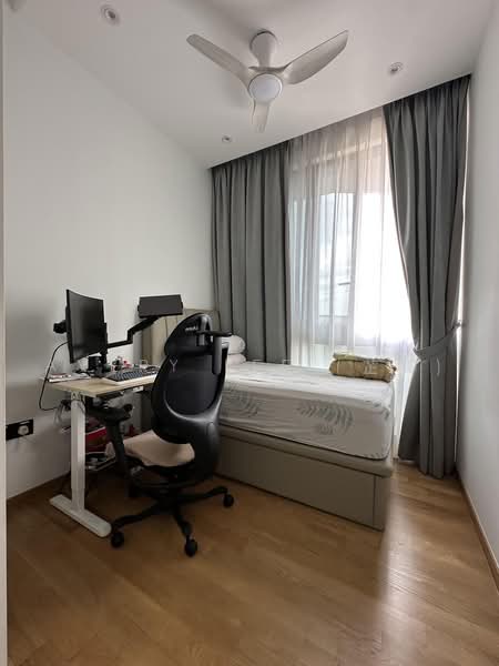 Peak Residence, 333 Thomson Road, 4 Bedrooms, 1,389 sqft, Condominium For Sale, by Avery Lee (芷芸), 500225244 - Bedroom - PropertyGuru.com.sg