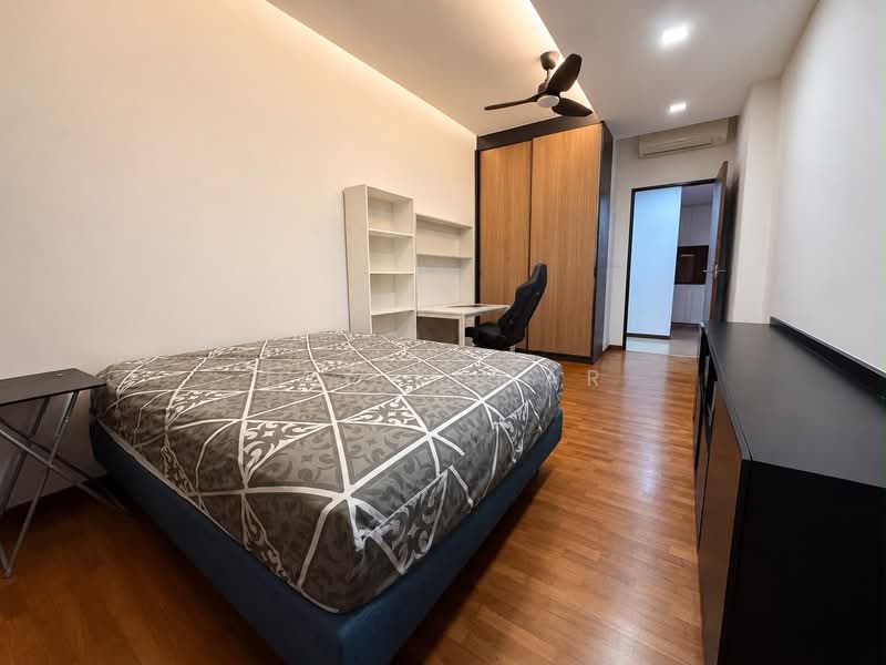 Sea Horizon, 13 Pasir Ris Rise, 3 Bedrooms, 1,335 sqft, Executive Condominium For Sale, by Jay Kumar, 500225255 - Bedroom - PropertyGuru.com.sg