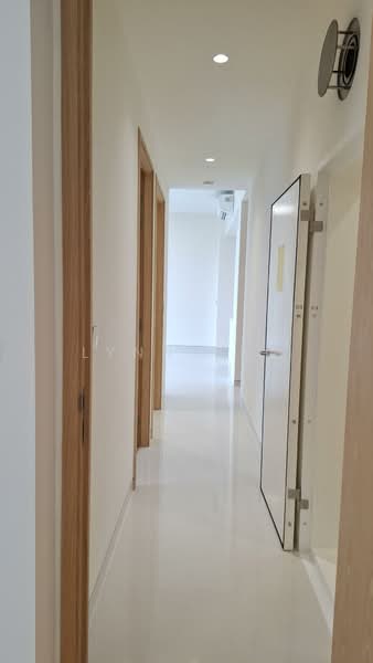 enchanté, 3 Evelyn Road, 3 Bedrooms, 1,087 sqft, Apartment For Rent, by Lynn Yeo, 500225258 - Corridor - PropertyGuru.com.sg