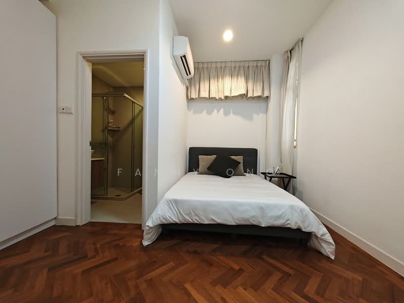 Orange Regency, 101 Fernhill Road, 4 Bedrooms, 1,776 sqft, Apartment For Rent, by Fanny Ong, 500225279 - Bedroom - PropertyGuru.com.sg