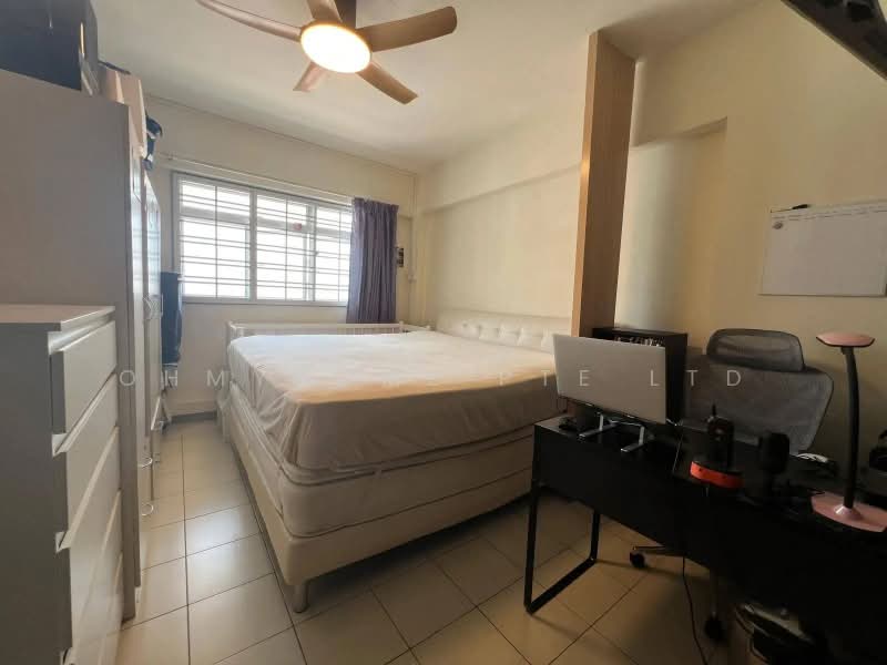 403 Yishun Avenue 6, 403 Yishun Avenue 6, 3 Bedrooms, 904 sqft, HDB Flat For Sale, by JESLYN LIM, 500225282 - Bedroom - PropertyGuru.com.sg