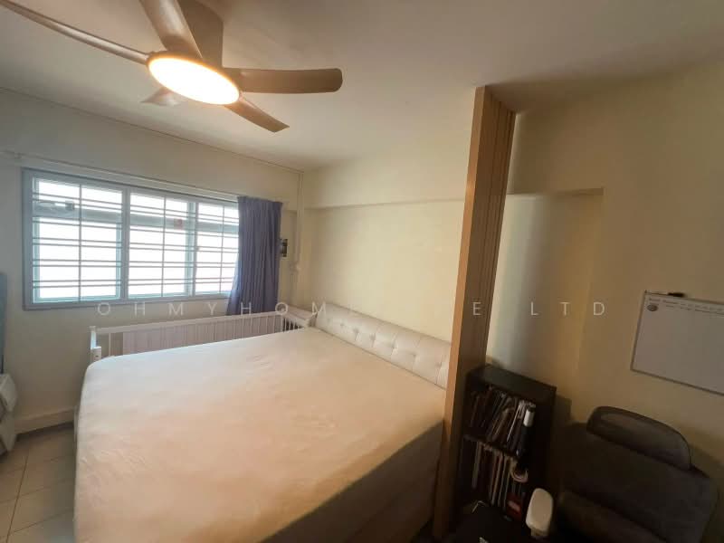 403 Yishun Avenue 6, 403 Yishun Avenue 6, Sembawang / Yishun, 3 Bedrooms, 904 sqft, HDB Flat For Sale, by JESLYN LIM, 500225282 - Bedroom - PropertyGuru.com.sg