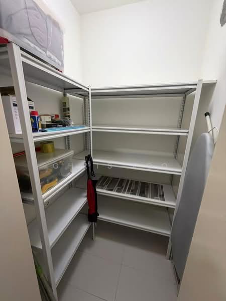 Cradels, 10 Lorong Limau, 1 Bedroom, 441 sqft, Condominium For Sale, by Chris Koo, 500225287 - Interior - PropertyGuru.com.sg