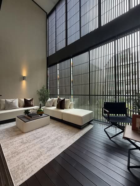Lloyd SixtyFive, 65 Lloyd Road, 3 Bedrooms, 1,808 sqft, Condominium For Sale, by Kalvin Lai, 500225289 - Living Room - PropertyGuru.com.sg