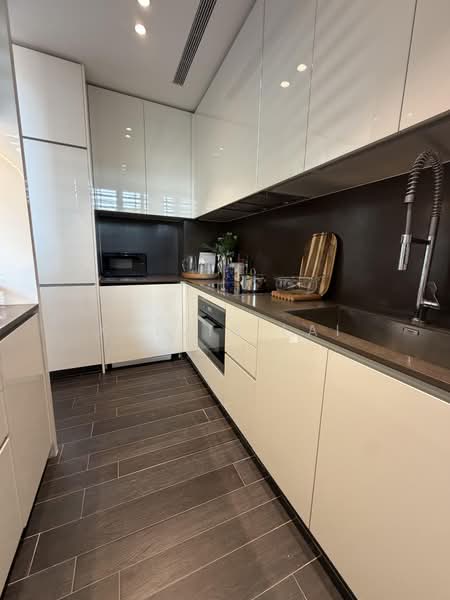 Lloyd SixtyFive, 65 Lloyd Road, 3 Bedrooms, 1,808 sqft, Condominium For Sale, by Kalvin Lai, 500225289 - Kitchen - PropertyGuru.com.sg