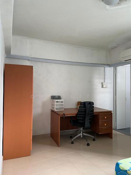 310 Jurong East Street 32, 310 Jurong East Street 32, Boon Lay / Jurong / Tuas, Room Rental, 150 sqft, HDB Flat For Rent, by Charlotte Lim, 500225294 - Study - PropertyGuru.com.sg