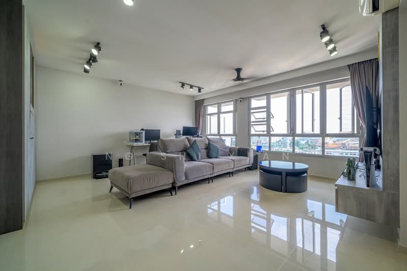 228B Ang Mo Kio Street 23, 228B Ang Mo Kio Street 23, 3 Bedrooms, 1,216 sqft, HDB Flat For Sale, by Ng Shi Xian, 500225300 - Living Room - PropertyGuru.com.sg