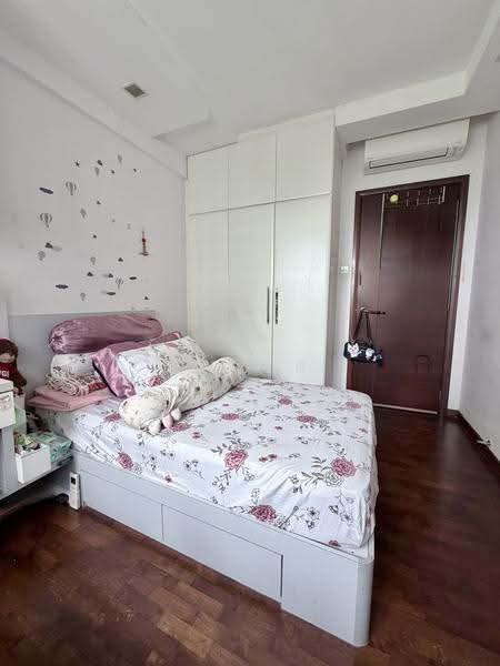 Rio Vista, 10 Upper Serangoon View, Hougang / Punggol / Sengkang, 3 Bedrooms, 1,249 sqft, Condominium For Sale, by Peter Ng, 500225306 - Bedroom - PropertyGuru.com.sg