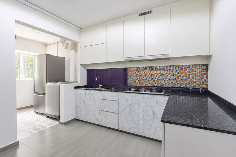 151 Jalan Teck Whye, 151 Jalan Teck Whye, 3 Bedrooms, 1,109 sqft, HDB Flat For Sale, by Gina Tow, 500225308 - Kitchen - PropertyGuru.com.sg