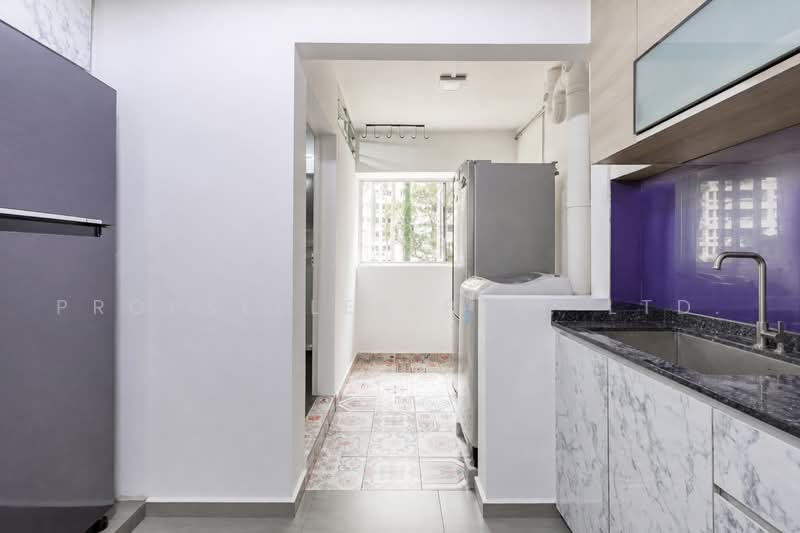 151 Jalan Teck Whye, 151 Jalan Teck Whye, 3 Bedrooms, 1,109 sqft, HDB Flat For Sale, by Gina Tow, 500225308 - Kitchen - PropertyGuru.com.sg