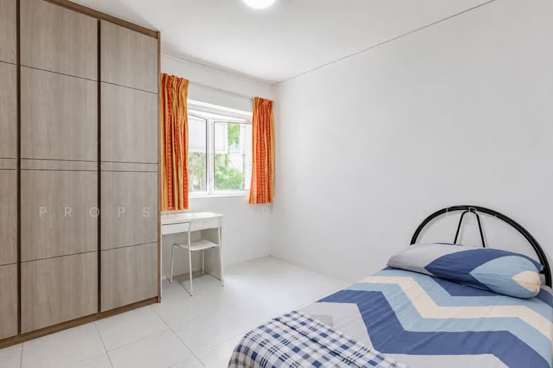 151 Jalan Teck Whye, 151 Jalan Teck Whye, 3 Bedrooms, 1,109 sqft, HDB Flat For Sale, by Gina Tow, 500225308 - Bedroom - PropertyGuru.com.sg