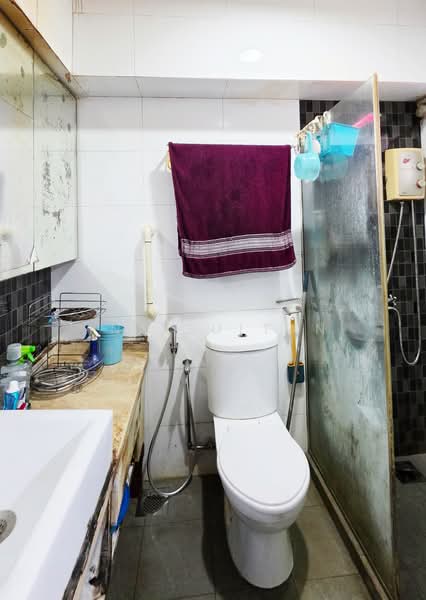 480 Sembawang Drive, 480 Sembawang Drive, 3 Bedrooms, 968 sqft, HDB Flat For Sale, by Ina Sultan, 500225334 - Bathroom - PropertyGuru.com.sg