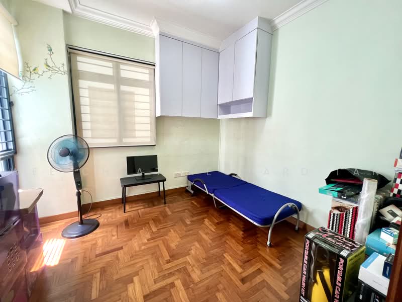 Regentville, 2 Hougang Street 92, 3 Bedrooms, 1,152 sqft, Condominium For Sale, by Wee Chiat Rechard Tan, 500225335 - Bedroom - PropertyGuru.com.sg