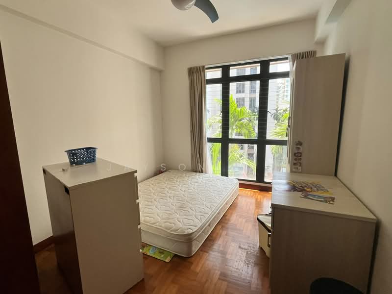 East Meadows, 30 Tanah Merah Kechil Road, 3 Bedrooms, 1,195 sqft, Condominium For Rent, by Jayson Yap, 500225351 - Bedroom - PropertyGuru.com.sg