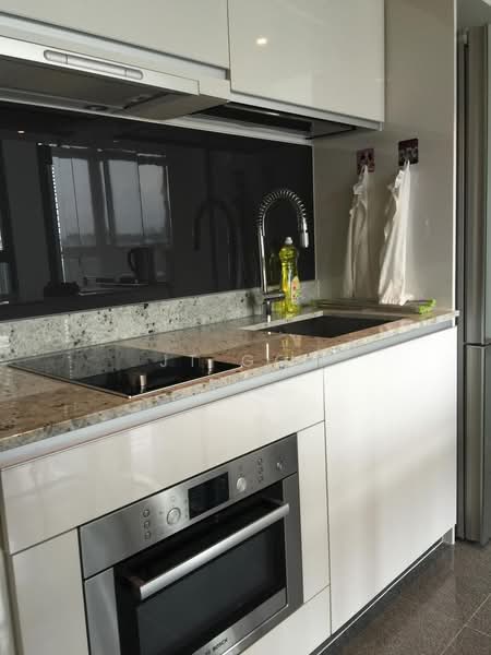 Seahill, West Coast Crescent, Studio, 527 sqft, Condominium For Sale, by JT Goh, 500225352 - Kitchen - PropertyGuru.com.sg